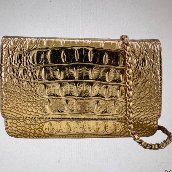 Chanel Runway Metallic Crocodile Embossed Gold WOC with Antique Gold Tone Chain - Picture 2 of 8